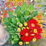 ĐĨA TRẦU CAU KÈM HOA ĐỒNG TIỀN