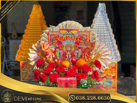 MÂM TRẢ LỄ CHÚA XỨ THÁNH MẪU (1)