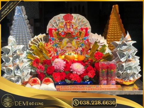 MÂM TRẢ LỄ CHÚA XỨ THÁNH MẪU (2)