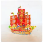 THUYỀN RỒNG VÀNG