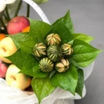 GIỎ TRÁI CÂY KÈM HOA SEN