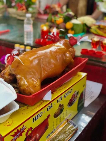 HEO SỮA QUAY (3-4KG)